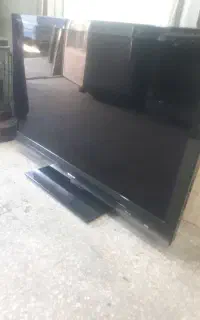 خرید و فروش ال ای دی و ال سی دی سالم در محل