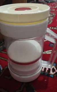تعدادی وسیله آشپزخانه