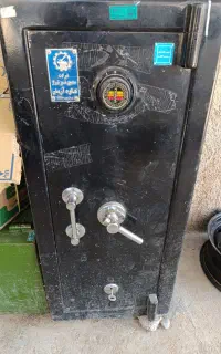 گاوصندوق نسوز کاوه