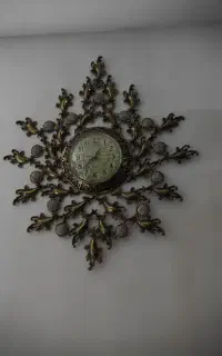 ساعت دیواری برنزی