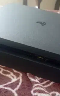 کنسول ps4 یه ترا یه دسته