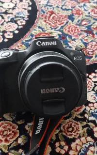 دوربین canon R50 با کیت 18-45 ملیمتری