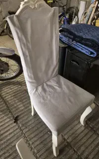 شش صندلی