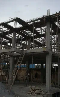 نیازمند نیروی ماهر قالب‌بند و آرماتور بند