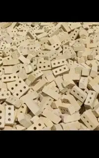 مقدار ۸ تن اجر سه گل بنیاد مسکنی
