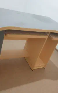 میز کامپیوتر