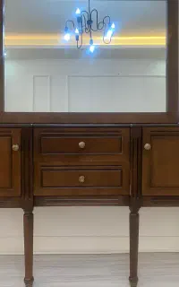 اینه و کنسول