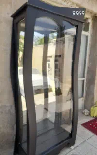بوفه دکوری خیلی سالم وتمیز با آینه داخل