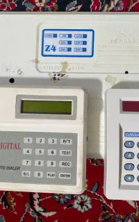 دزدگیر کلاسیک Z4 و پنل دیجیتال