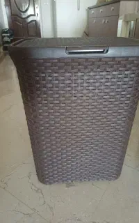 سبد لباس چرک خارجی در حد نو