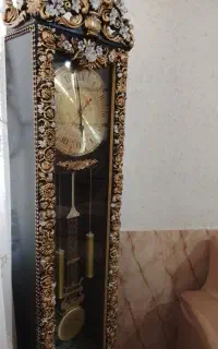 بوفه و ساعت