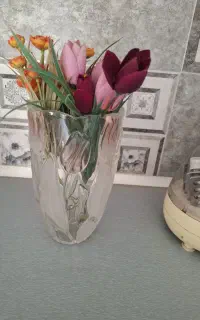 گلدان لاله آلمانی