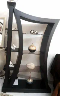 ویترین چوبی مدرن