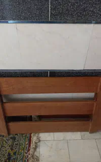 تخت چوبی یک نفره