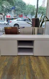 میز تلوزیون