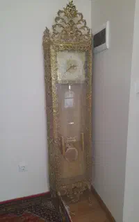 ساعت برنز ایستاده در حد نو ۱۶۰۰۰۰۰۰میلیون