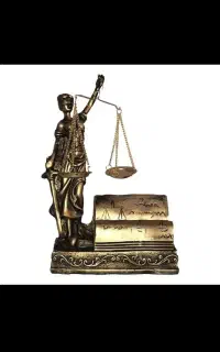 وکیل پایه یک دادگستری و مشاور حقوقی