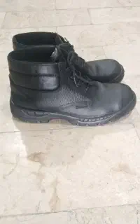 کفش ایمنی نیم بوت