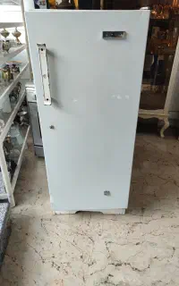 یخچال ارج ۹فوت ارج کاملا سالم موتور فابریک