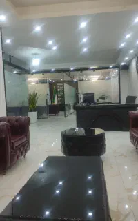 منشی خانم دفتر وکالت