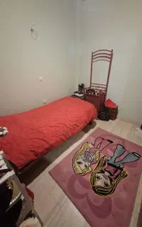 ست تخت و میز آرایش آیینه دار صورتی