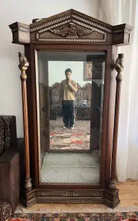 بوفه چوبی بزرگ