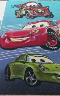 قالیچه و پادری تمیز مناسب اتاق کودک