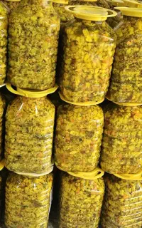 2نفر نیروی کار روز مزدی برای ظرف شوری
