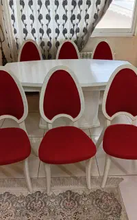 میز ناهار خوری با صندلی
