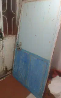 درب فلزی بسیار سنگین