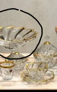 میوه خوری لب طلایی