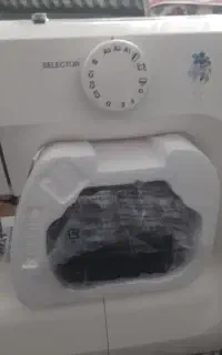 چرخ خیاطی ژانومه مدل۷۲۰
