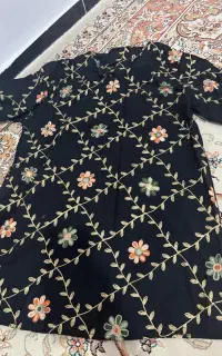 تونیک گلدوزی شده