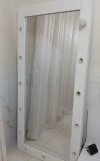 آیینه قدی بزرگ در حد نو
