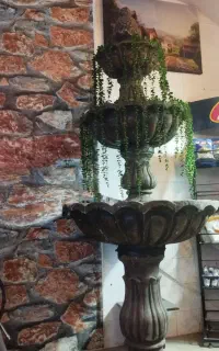 آبنما بتنی سه طبقه