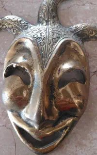 دیوار کوب خنده و گریه