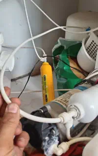 سرویس و تعمیر انواع تصفیه اب خانگی و ۴۰۰ و ۸۰۰