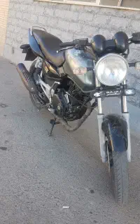 موتور پالس ۱۸۰