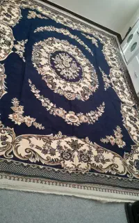 یک جفت روفرشی مخمل نو