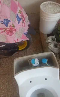 توالت فرنگی در حد نو سالم بدون خط و خش