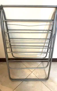 رخت آویز لباس