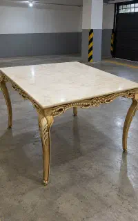 میز
