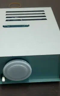 پرژکتور قدیمی (زیرخاکی)