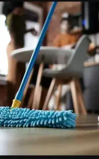 شرکت خدماتی،نظافت،مراقب سالمندوکودک وتاسیسات منزل