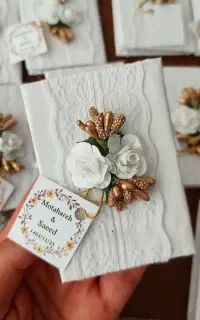 گیفت استند اثر انگشت دسته گل