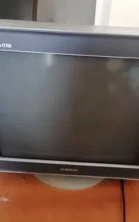 مانیتور قدیمی