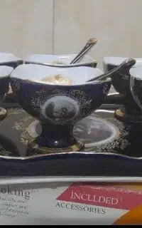 بستنی خوری سورمه ای طلاکوب