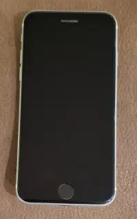گوشی آیفون SE
