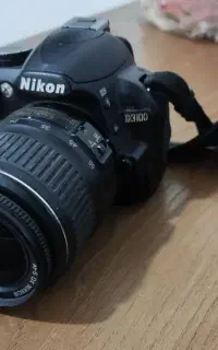 دوربین نیکون D3100