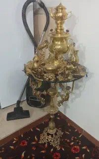 مس .